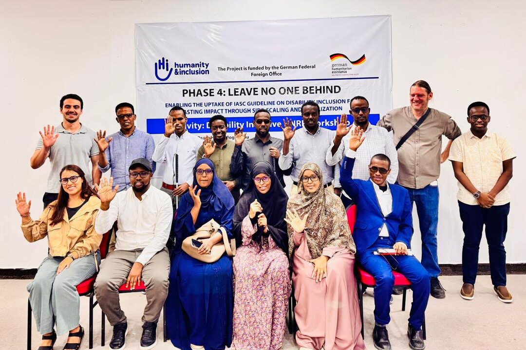 Photo 1: participants and facilitators group photo pose during HNRP Workshop in Peace Hotel, Mogadishu, Somalia, © Amal Abdilahi- Project Manager