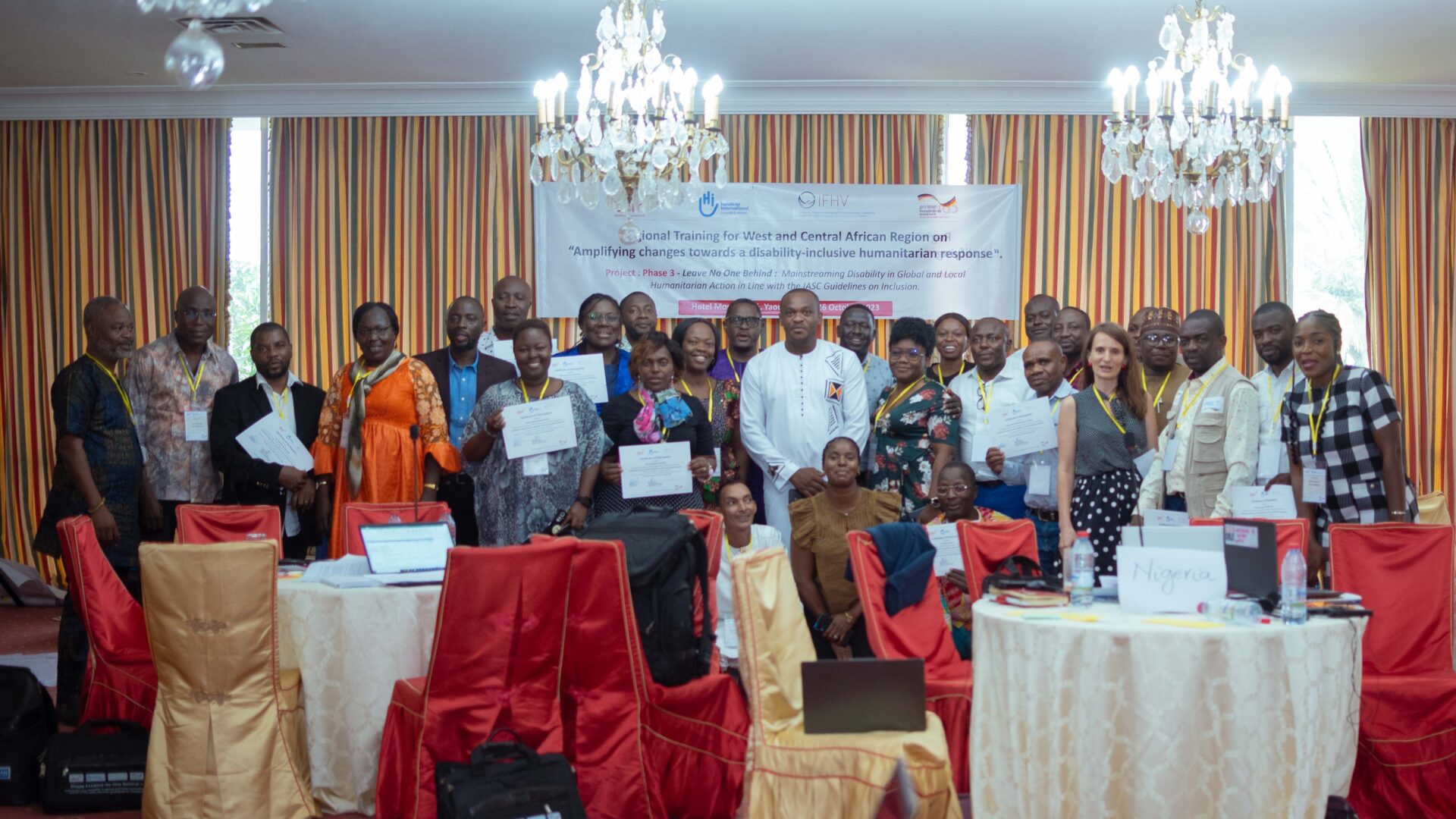 Group picture of the participants.